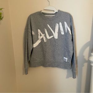 Calvin Klein sweatshirt. Lightly worn size: XS